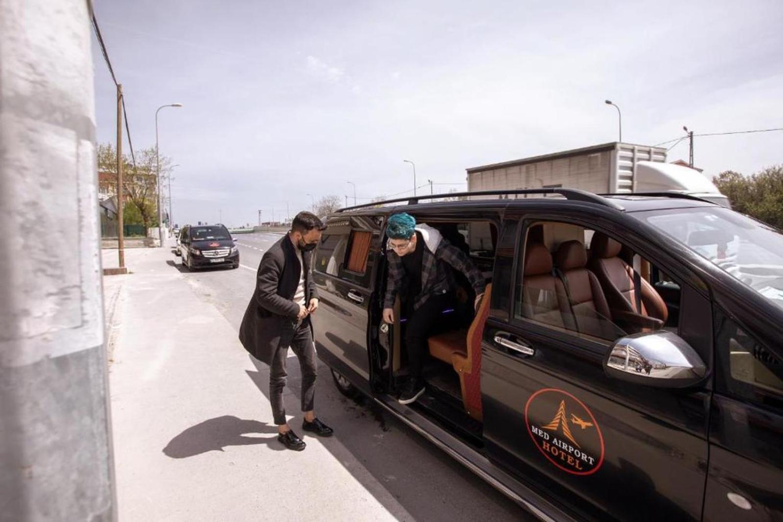 Med Airport Hotel Arnavutkoy Exterior foto